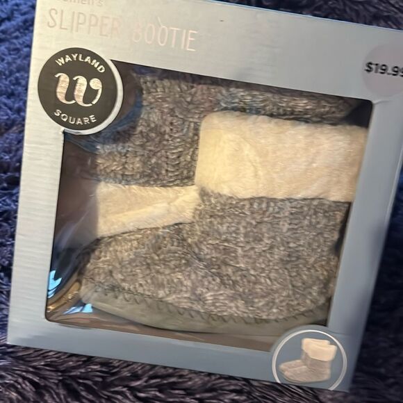 Wayland Women's Slipper Booties - Picture 1 of 5